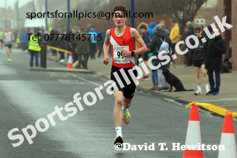 Boys under-15s 5k, 2023 Northern Mens 12 stage and Womens 6 Stage Relays and Young Athletes, Redcar. Photo: David T. Hewitson/Sports for All Pics